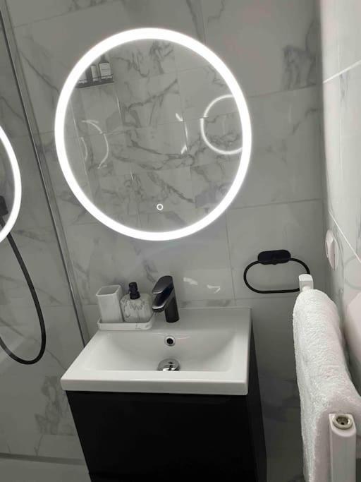 Superbe Duplex Cosy Apartman Reims Kültér fotó